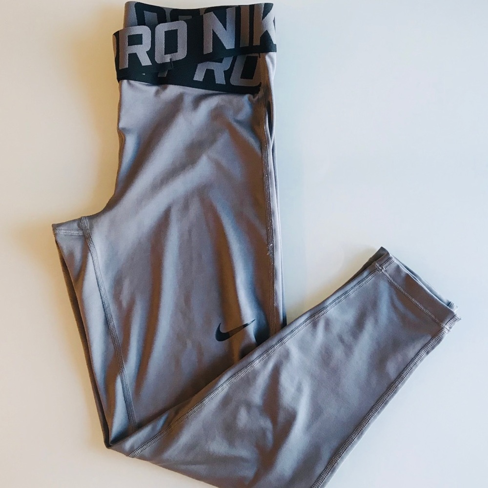 Nike pro leggings.